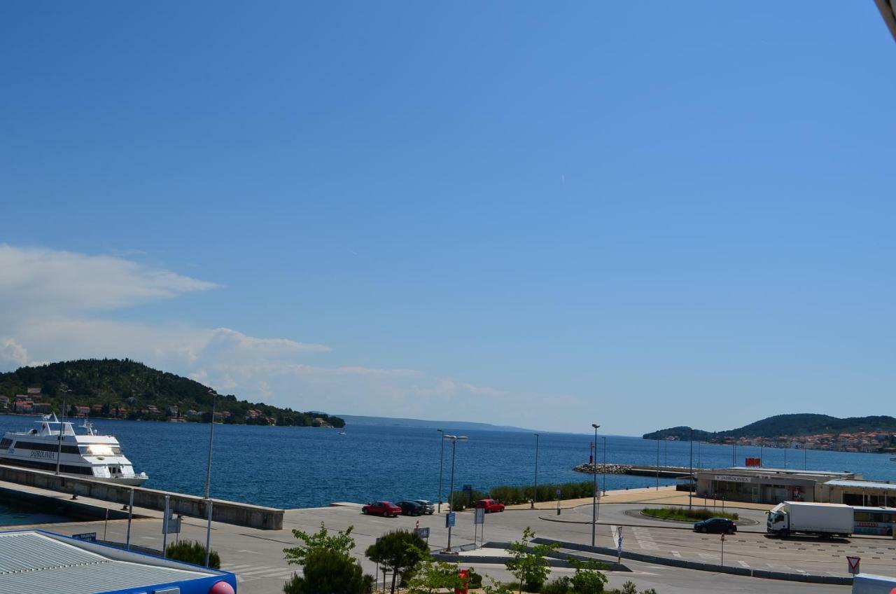 Apartments Julija Преко Экстерьер фото